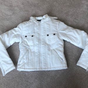 💸⬇️ Urban Behavior white puffer coat. NWOT